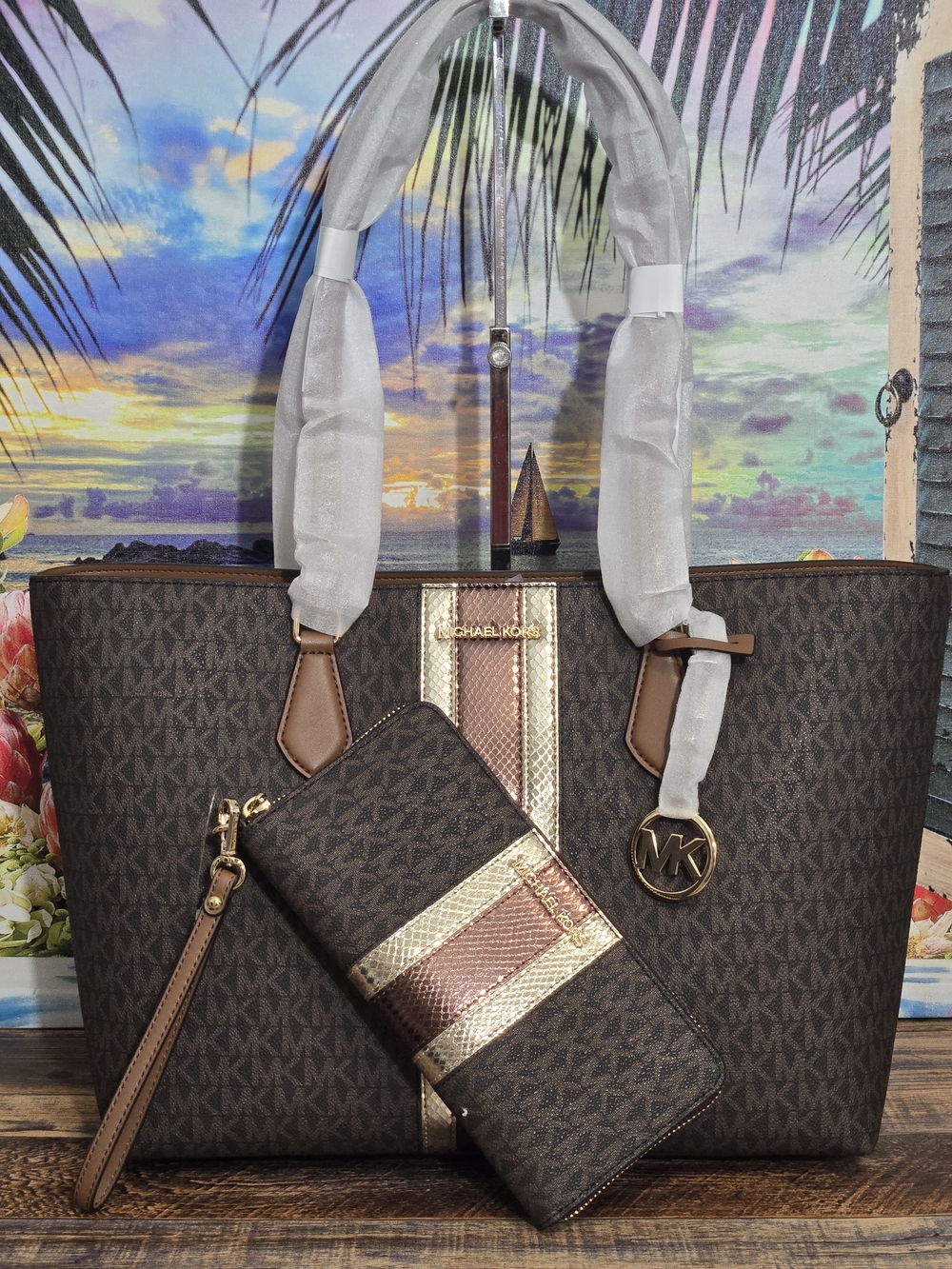 Michael Kors Sheila Large Metallic Tote And Wallet